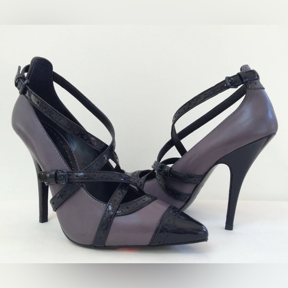 NEW!! Women’s Tory Burch "Judith" cap toe Strappy high heel Size 10.5M